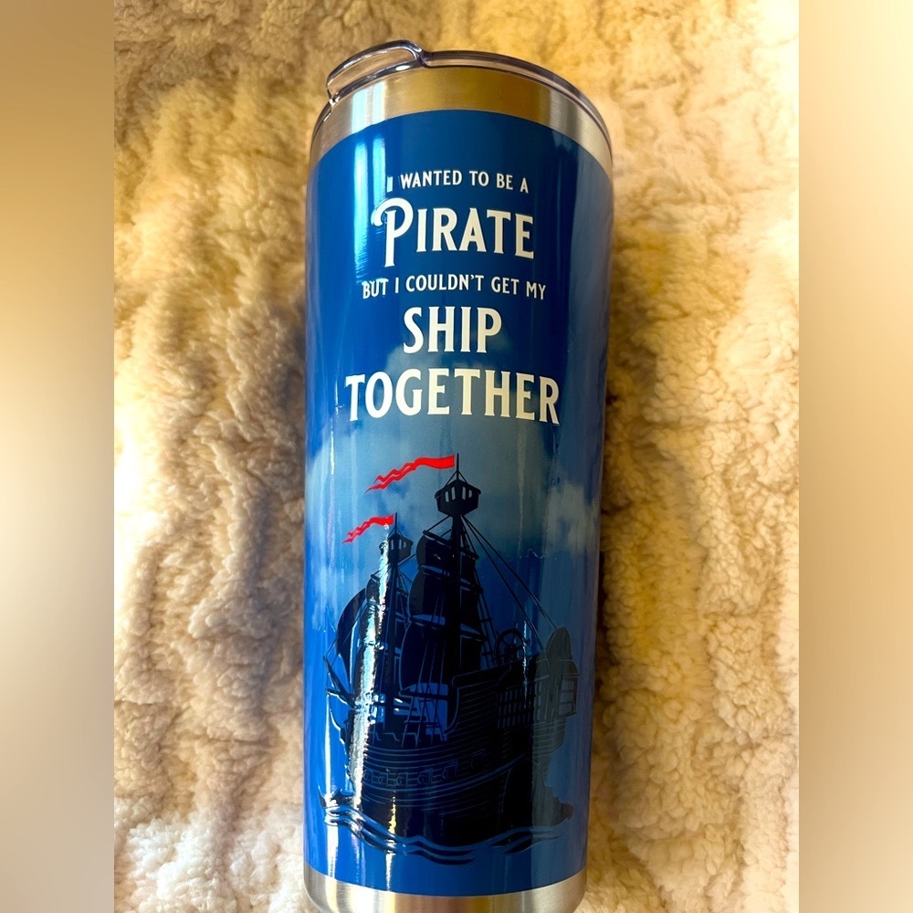 SHIP TUMBLER 🚢 🛳️ for Boating Enthusiasts 
🚩New with Tag
🚩Hand wash Only